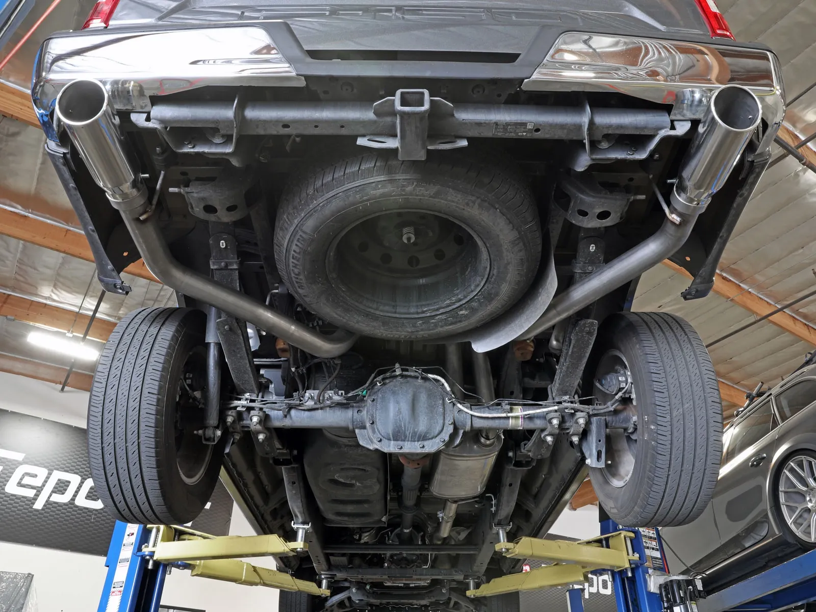 Układ Wydechowy Vulcan Series 3 IN 304 Stainless Steel Cat-Back w/ Black Tip | Ford F-150 | 2.7 | 3.5 | 5.0 | 2015-2020 - obrazek 3